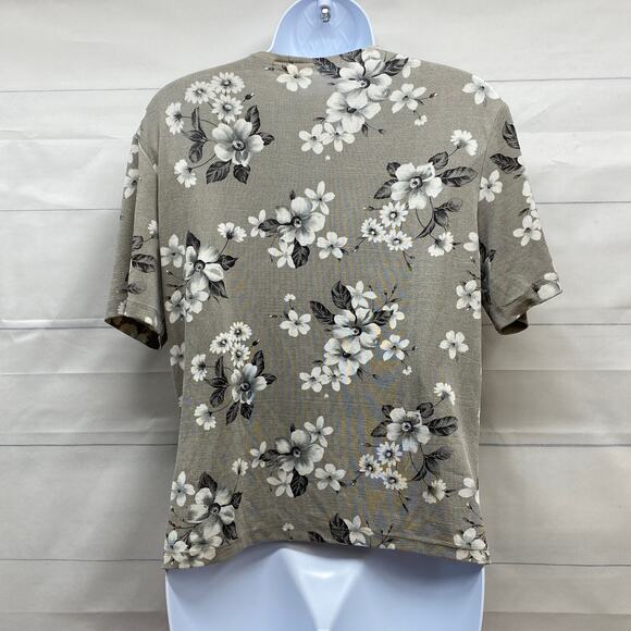 Vintage Desire Gray White Floral Short Sleeve Button Down Flowy Top Blouse M - Picture 3 of 7